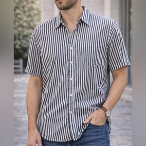 AE Button Up Casual Men’s Medium | Preppy Corpcore Quiet Luxury